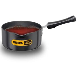 Hawkins Stainless Steel Futura 2 Litre Saucepan, Hard Anodized Sauce Pan, Induction Saucepan, Small Sauce Pan, Black (IAS20)